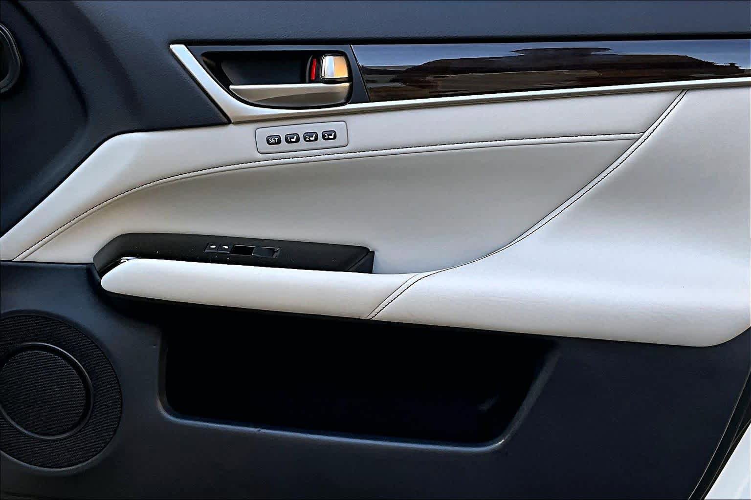 Used 2013 Lexus GS 350 w/ Luxury Pkg image 21