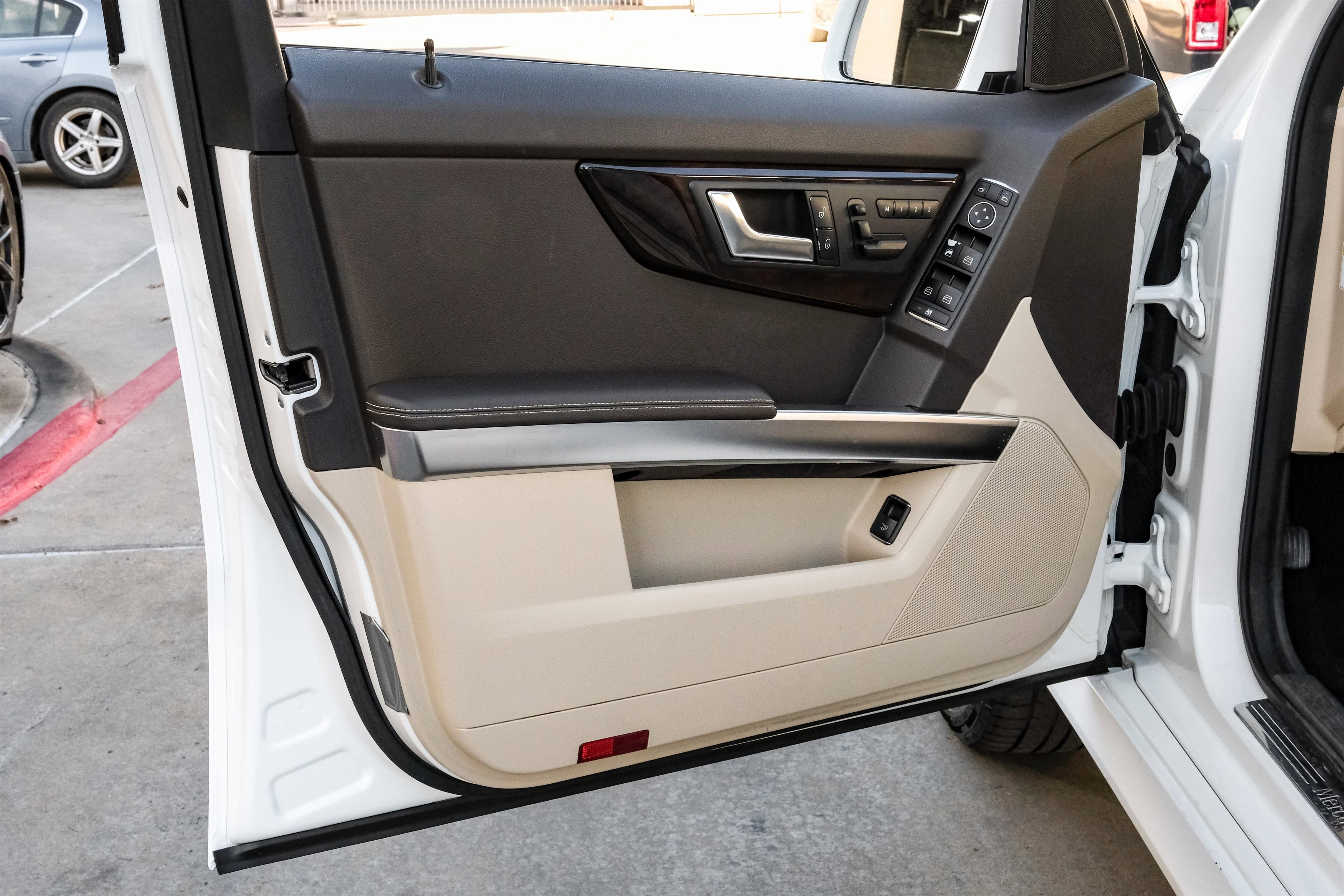 Used 2013 Mercedes-Benz GLK 350 2WD image 41