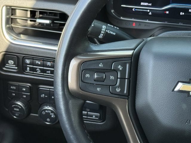 Used 2024 Chevrolet Tahoe High Country w/ Advanced Technology Package AWD/4WD image 14