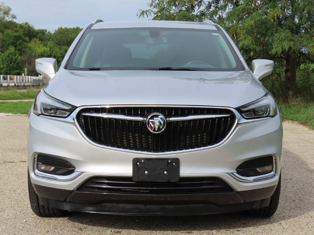Used 2020 Buick Enclave Essence w/ Sound and Sites Package AWD/4WD image 4