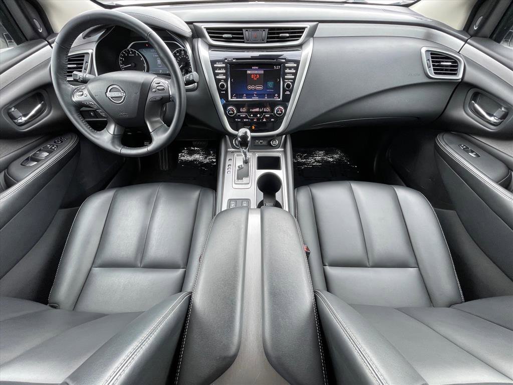 Used 2023 Nissan Murano SV w/ SV Midnight Edition Package FWD image 10