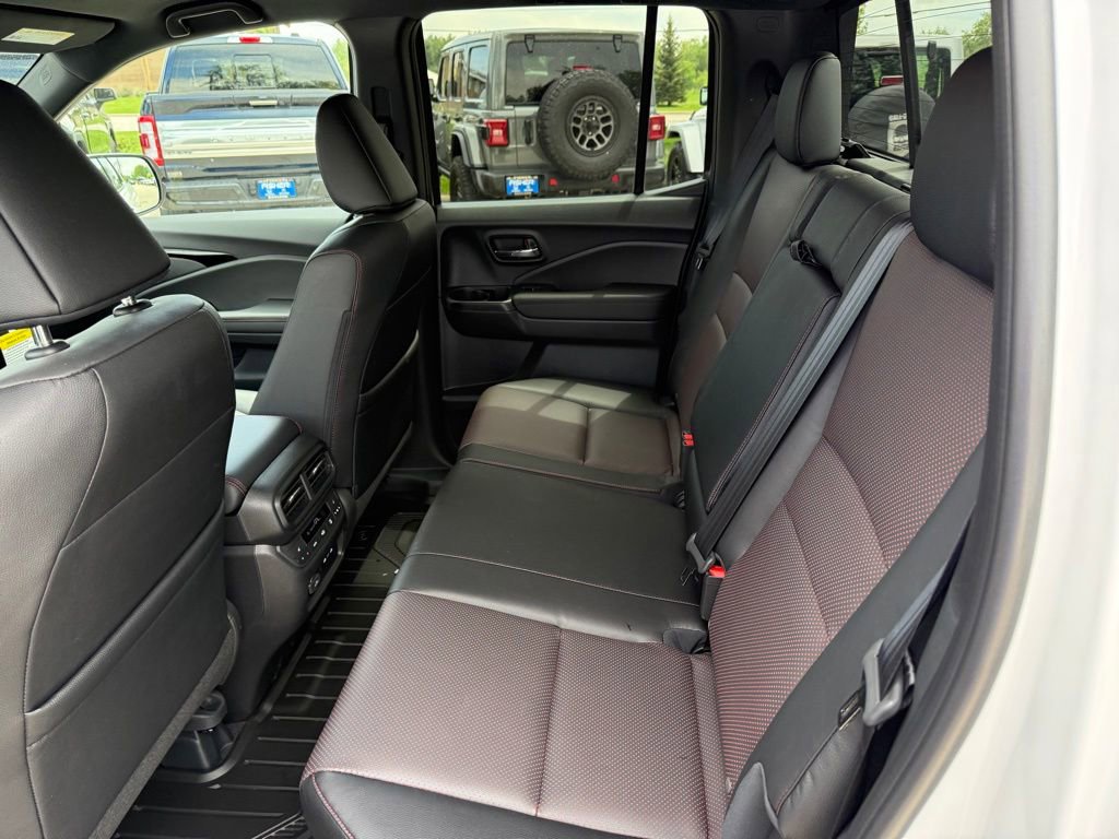 Certified 2026 Honda Ridgeline Black Edition image 15