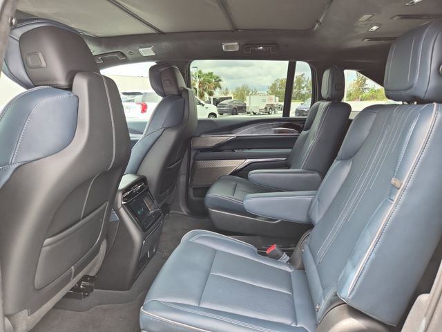 Used 2026 Cadillac Escalade IQ Sport 2 w/ LPO, ONYX Package image 21