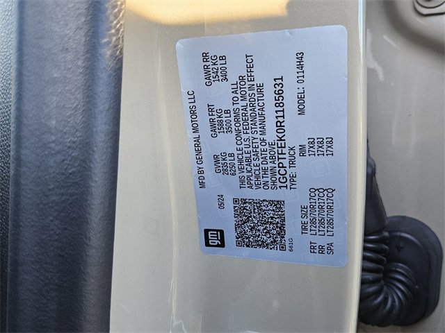 Used 2024 Chevrolet Colorado ZR2 w/ Technology Package image 10