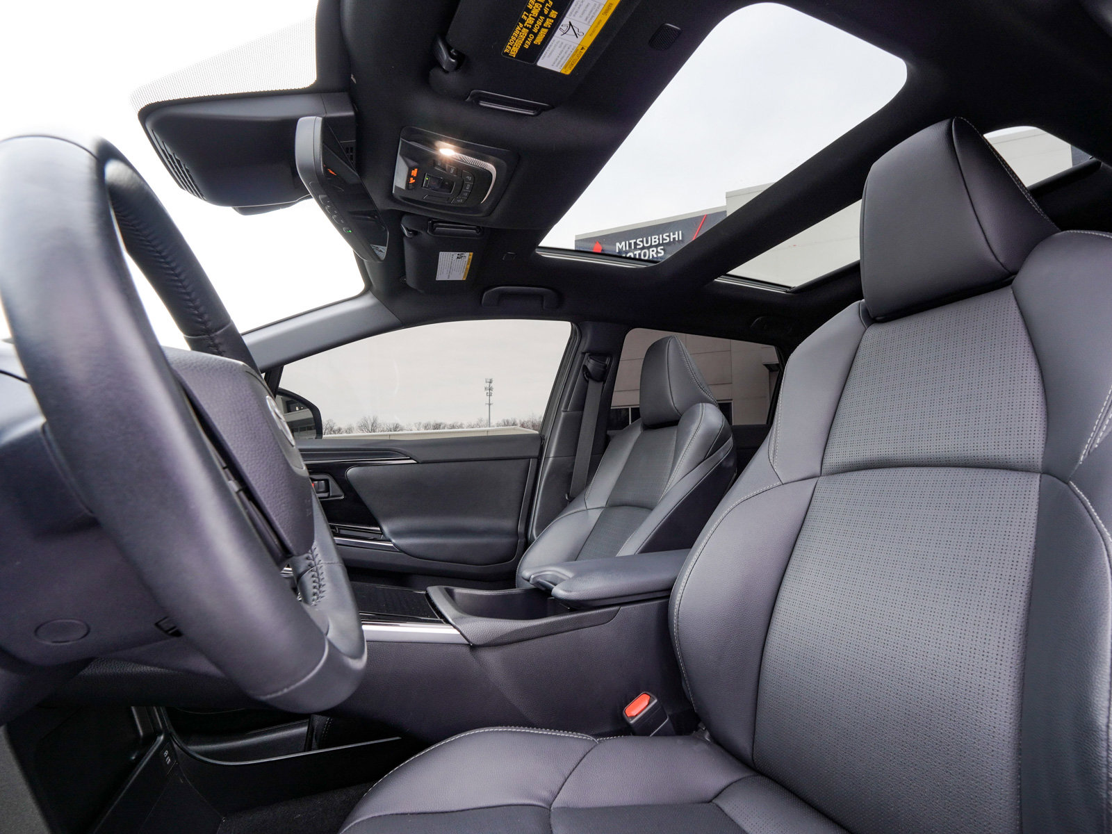 Used 2023 Toyota bZ4X Limited image 29