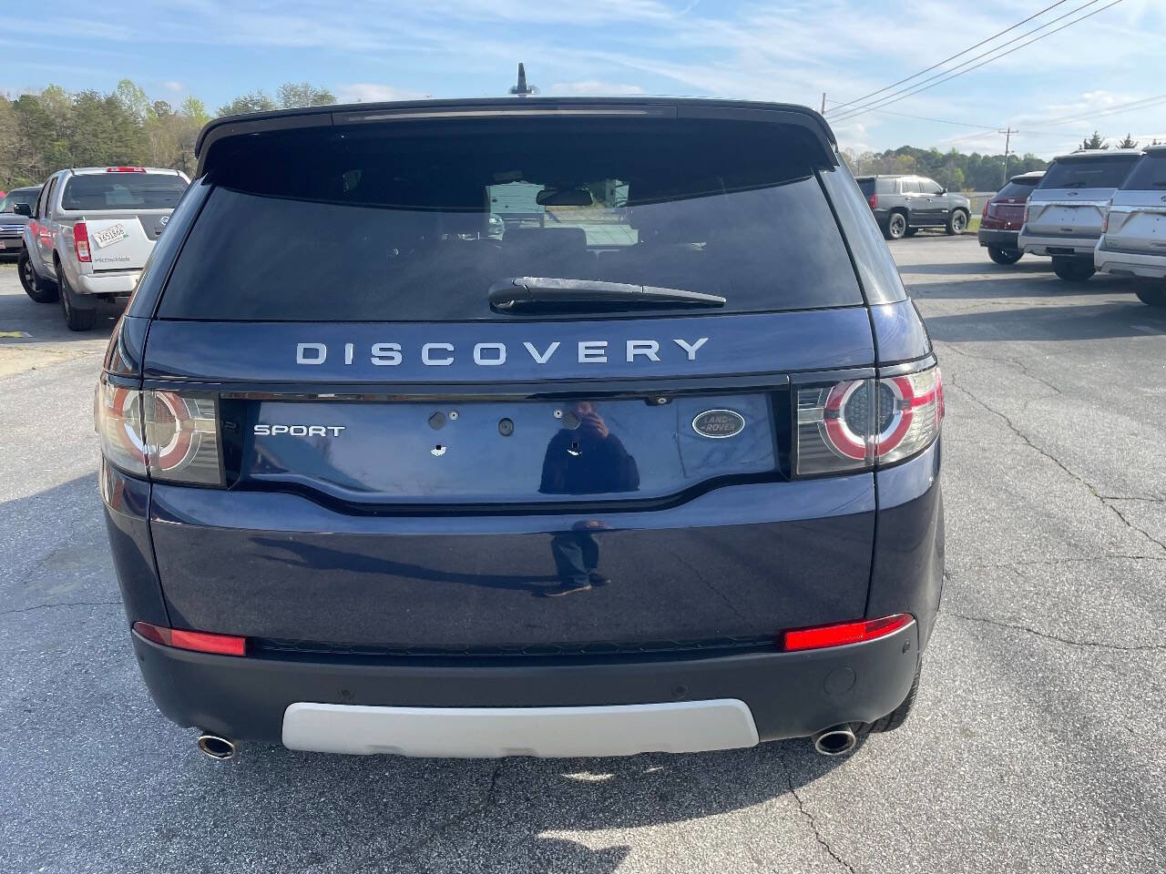 Used 2016 Land Rover Discovery Sport HSE image 4