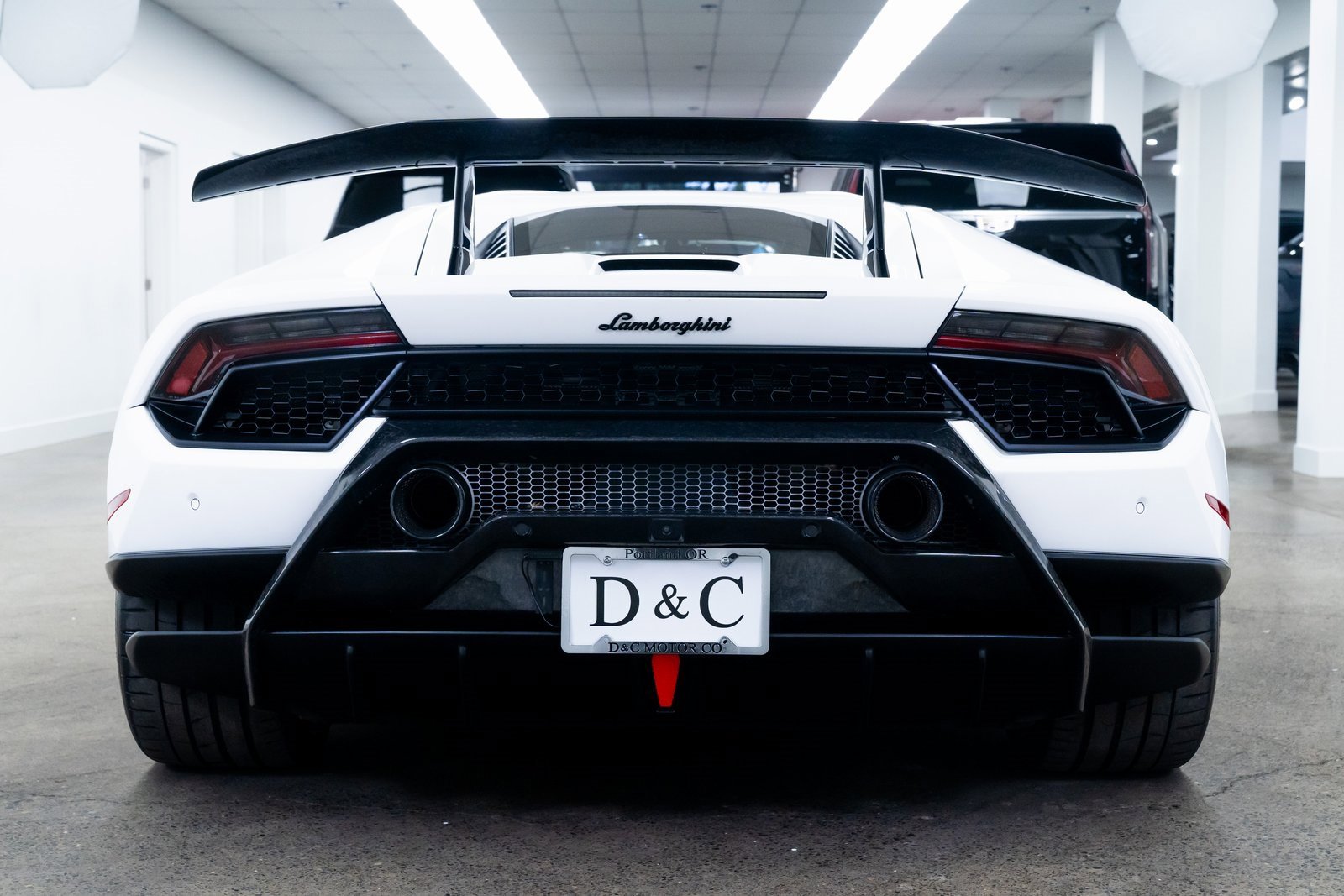 Used 2018 Lamborghini Huracan Performante image 5