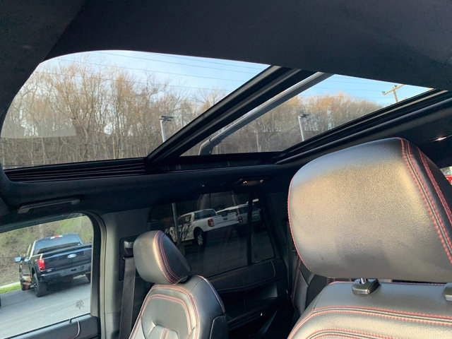 Used 2023 Ford Expedition Limited image 27