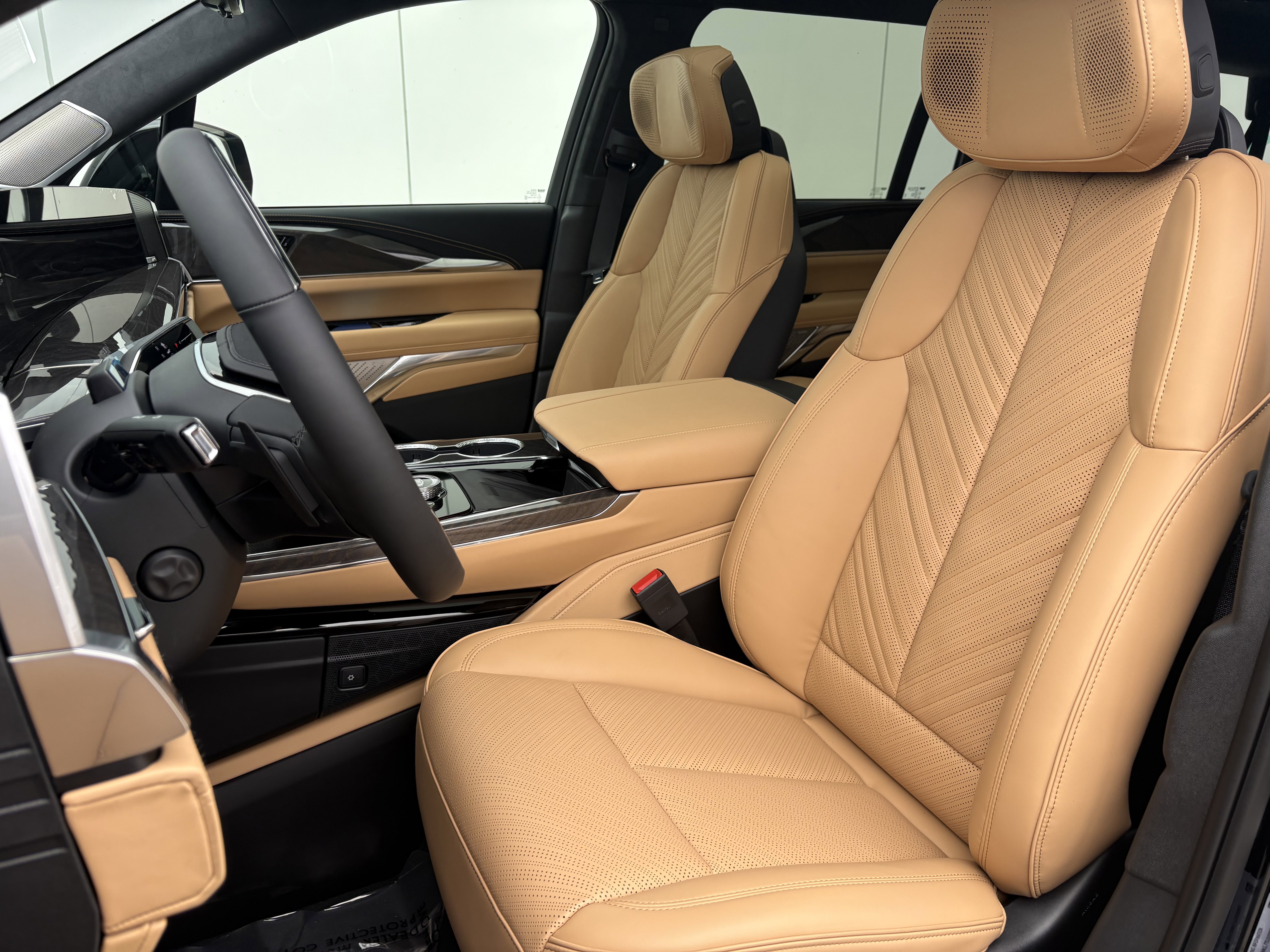 New 2026 Cadillac Escalade IQL Sport 2 w/ LPO, ONYX Package image 6