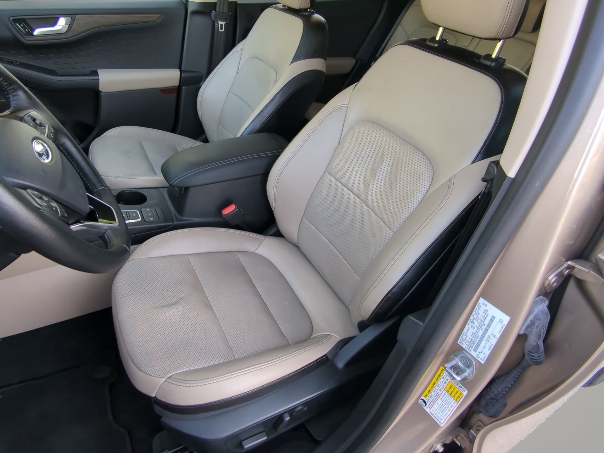 Certified 2020 Ford Escape Titanium w/ Titanium Premium Package 2.0 FWD image 56