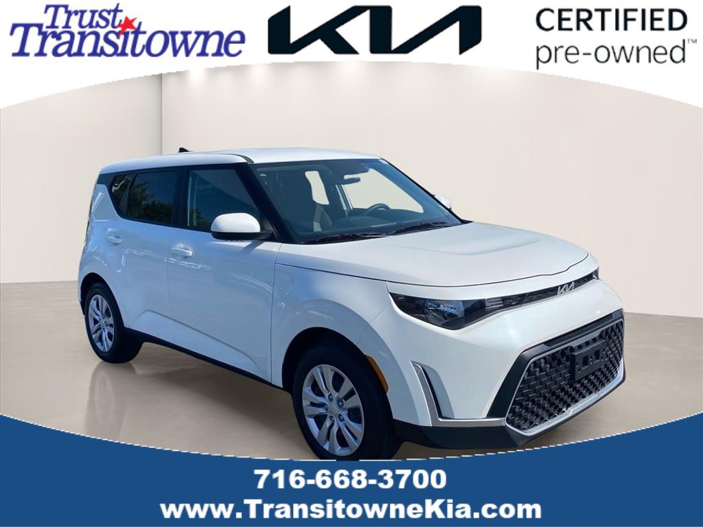 Certified 2025 Kia Soul LX FWD image 1