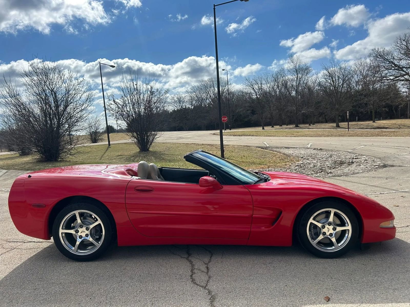 Used 2000 Chevrolet Corvette Convertible w/ Memory Pkg image 7