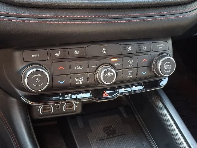 Used 2021 Dodge Durango R/T w/ Blacktop Package RWD image 15