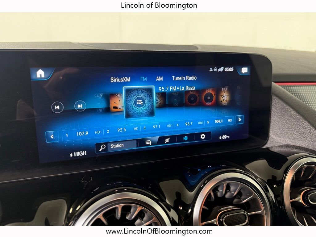 Used 2023 Mercedes-Benz GLA 250 4MATIC image 39