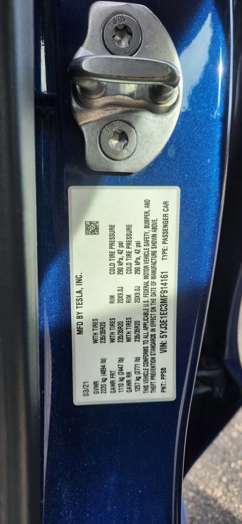 Used 2021 Tesla Model 3 Performance image 6