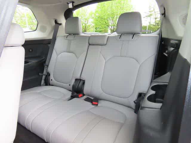 Certified 2023 Honda Pilot Touring image 15