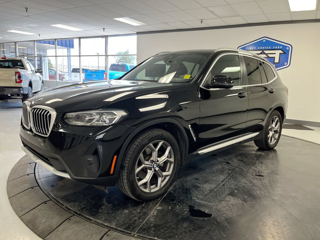 Used 2024 BMW X3 xDrive30i AWD/4WD image 4