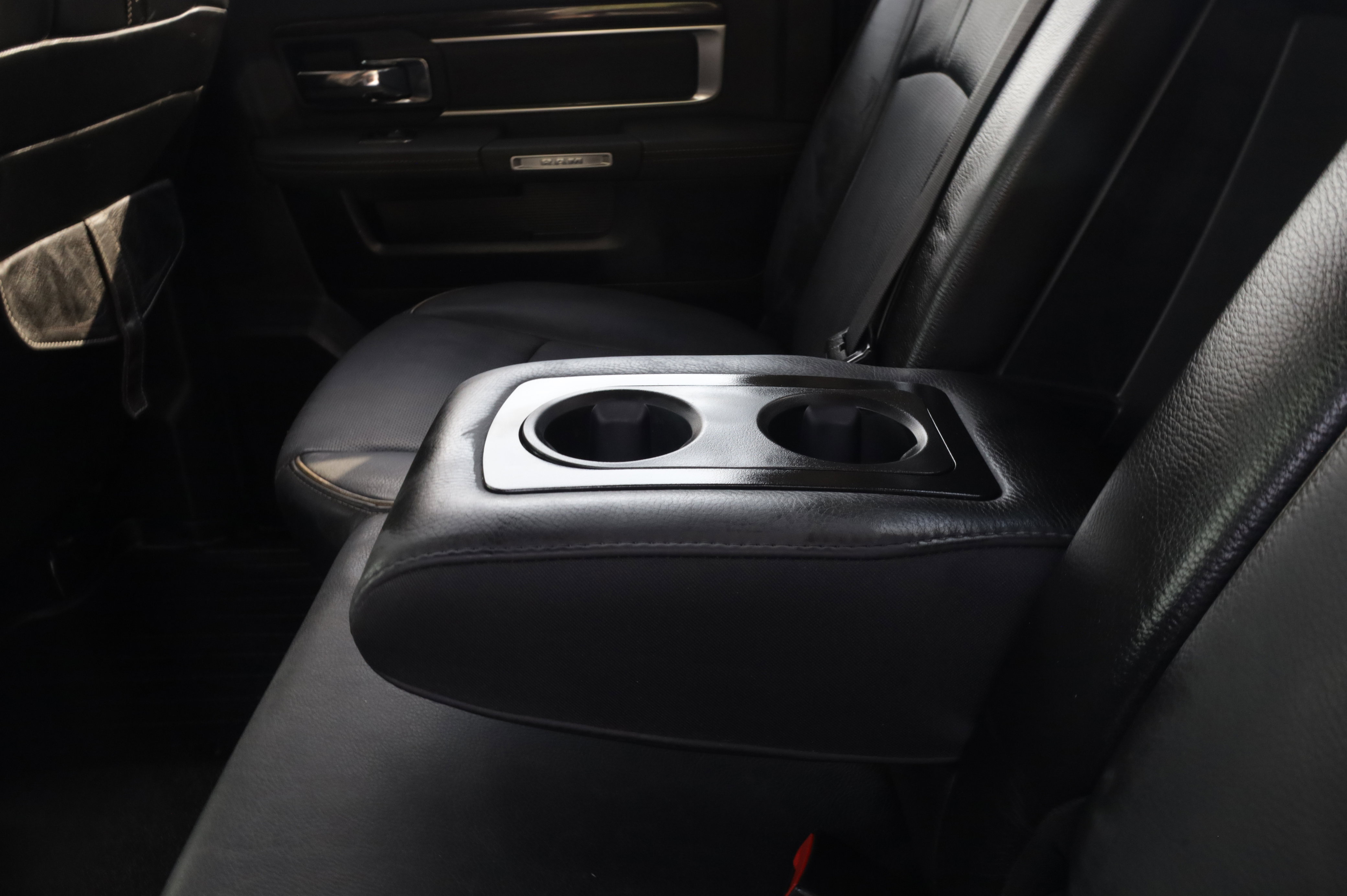 Used 2015 RAM 2500 Limited image 10