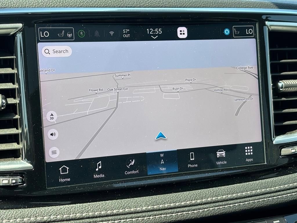 Used 2025 Chrysler Pacifica Limited image 4