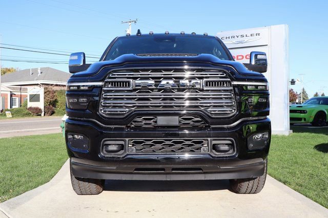 Used 2025 RAM 2500 Laramie w/ Sport Appearance Package image 6