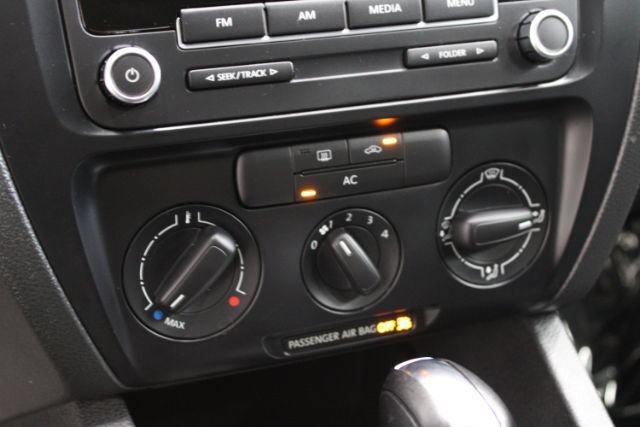 Used 2012 Volkswagen Jetta S FWD image 16