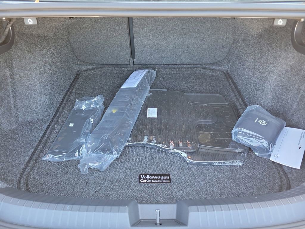 New 2026 Volkswagen Jetta SE image 6