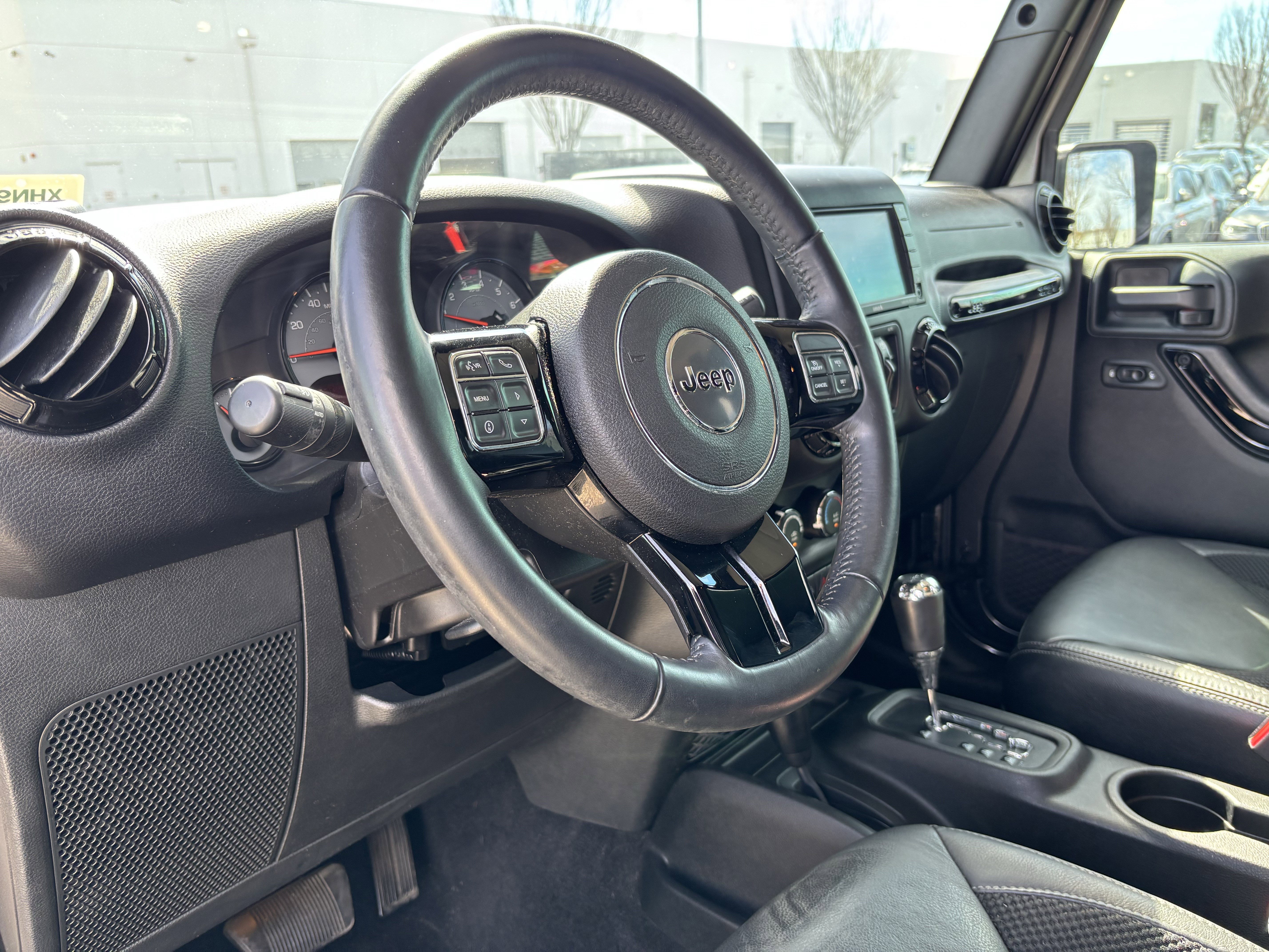 Used 2017 Jeep Wrangler Unlimited Sahara image 16