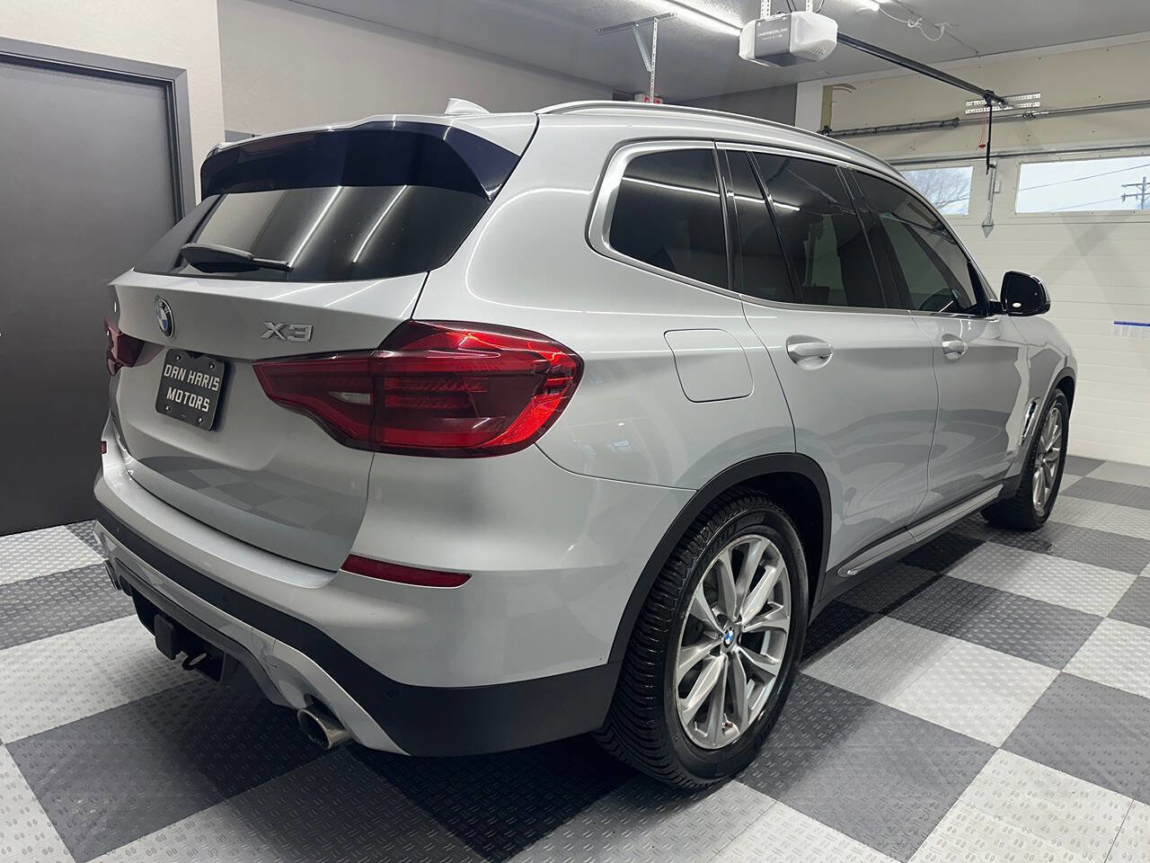 Used 2018 BMW X3 xDrive30i image 9