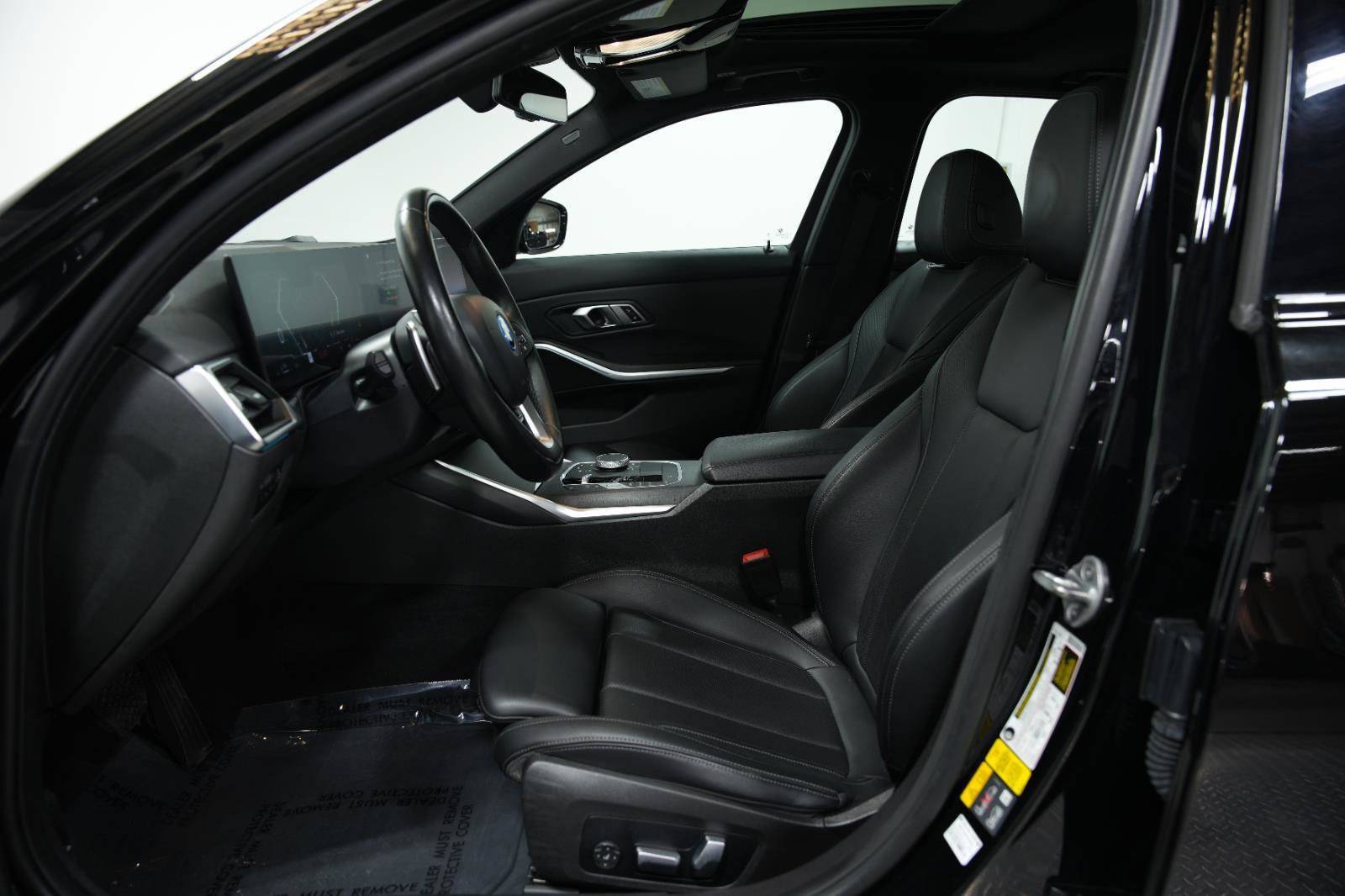 Used 2023 BMW 330e xDrive image 24