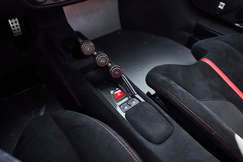 Used 2020 Ferrari 488 Pista Coupe RWD image 50