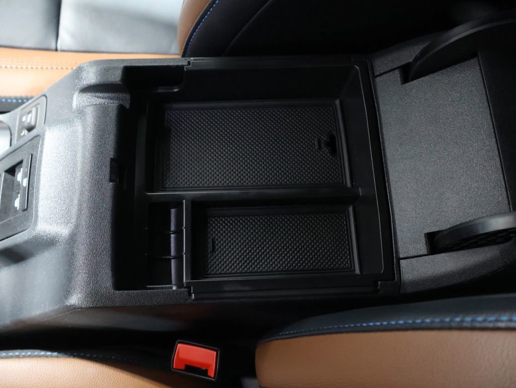 Used 2024 Ford Bronco Outer Banks image 34