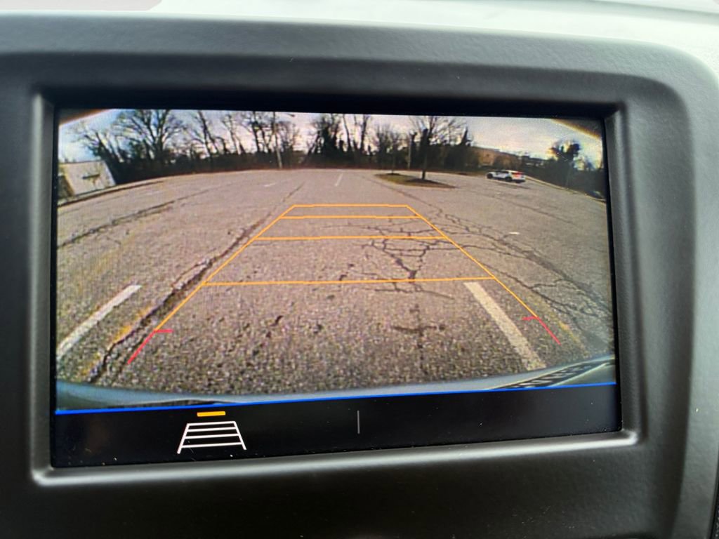 Used 2020 Chevrolet Equinox LT image 17