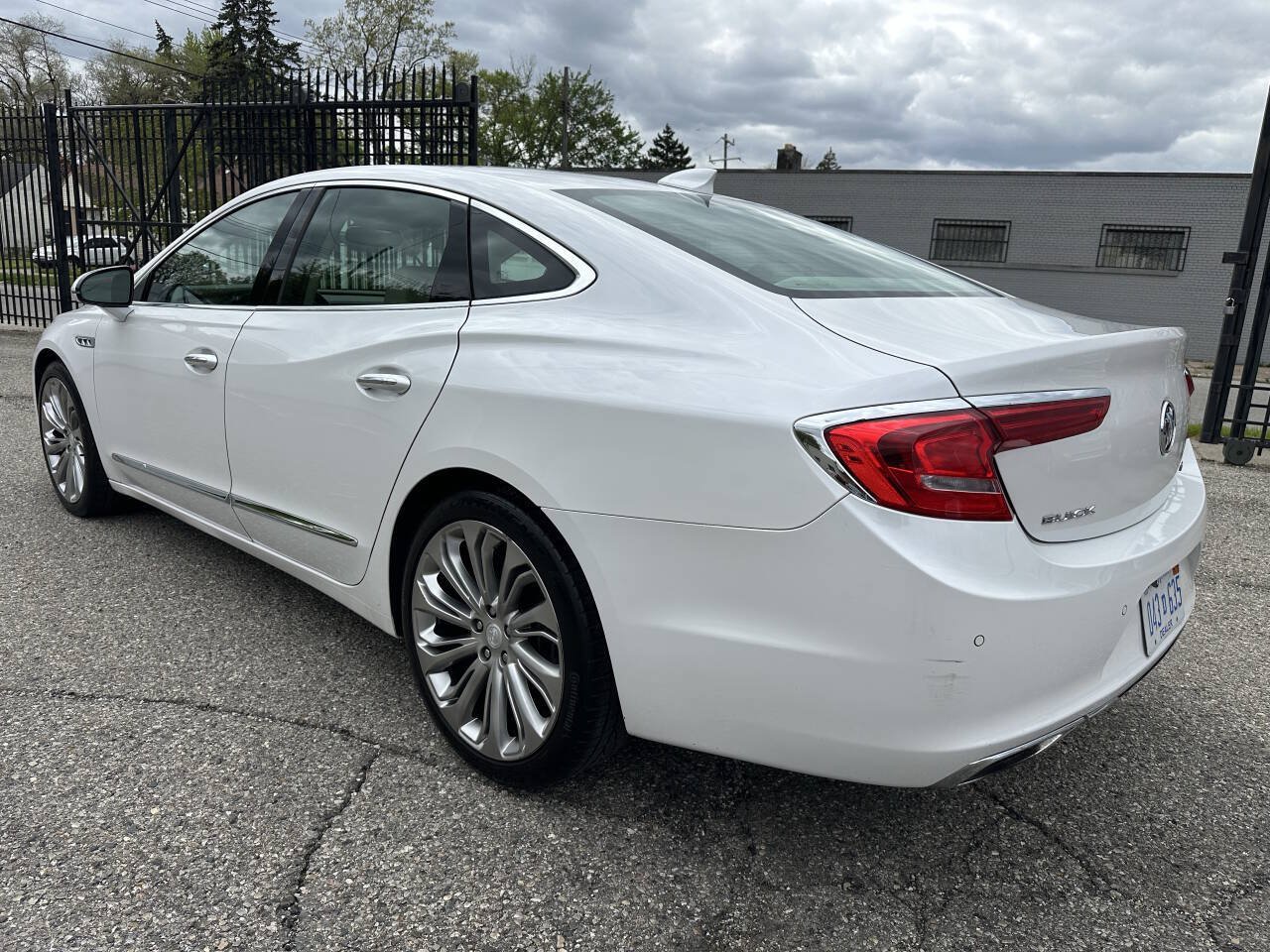 Used 2017 Buick LaCrosse Premium w/ Sun and Shade Package FWD image 5