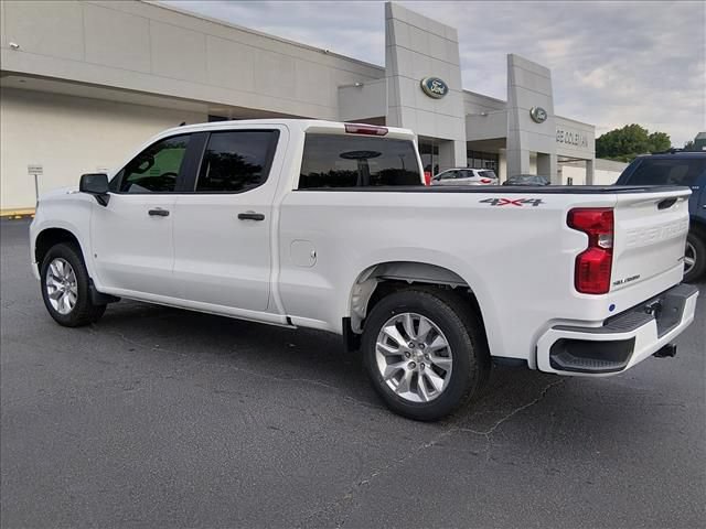 Used 2022 Chevrolet Silverado 1500 Custom AWD/4WD image 6