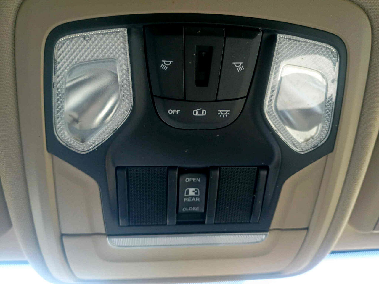 Used 2020 RAM 3500 Tradesman image 19