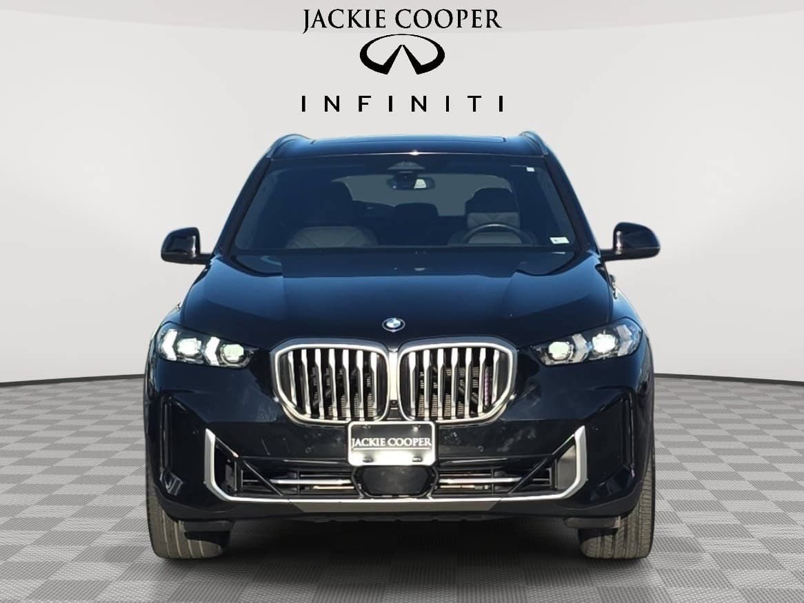 Used 2025 BMW X5 xDrive40i AWD/4WD image 2
