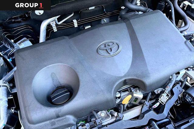 Certified 2024 Toyota RAV4 XLE AWD/4WD image 31