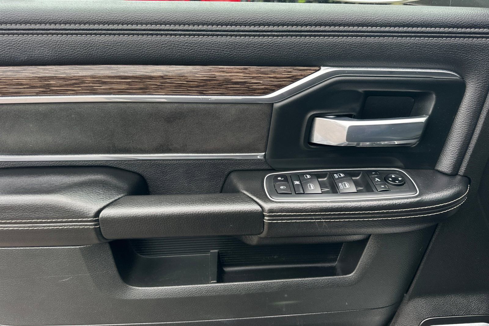 Used 2020 RAM 2500 Laramie image 11