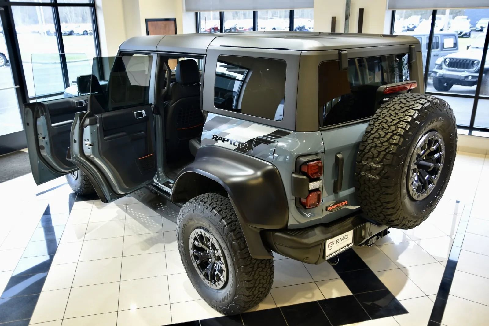 Used 2023 Ford Bronco Raptor image 8