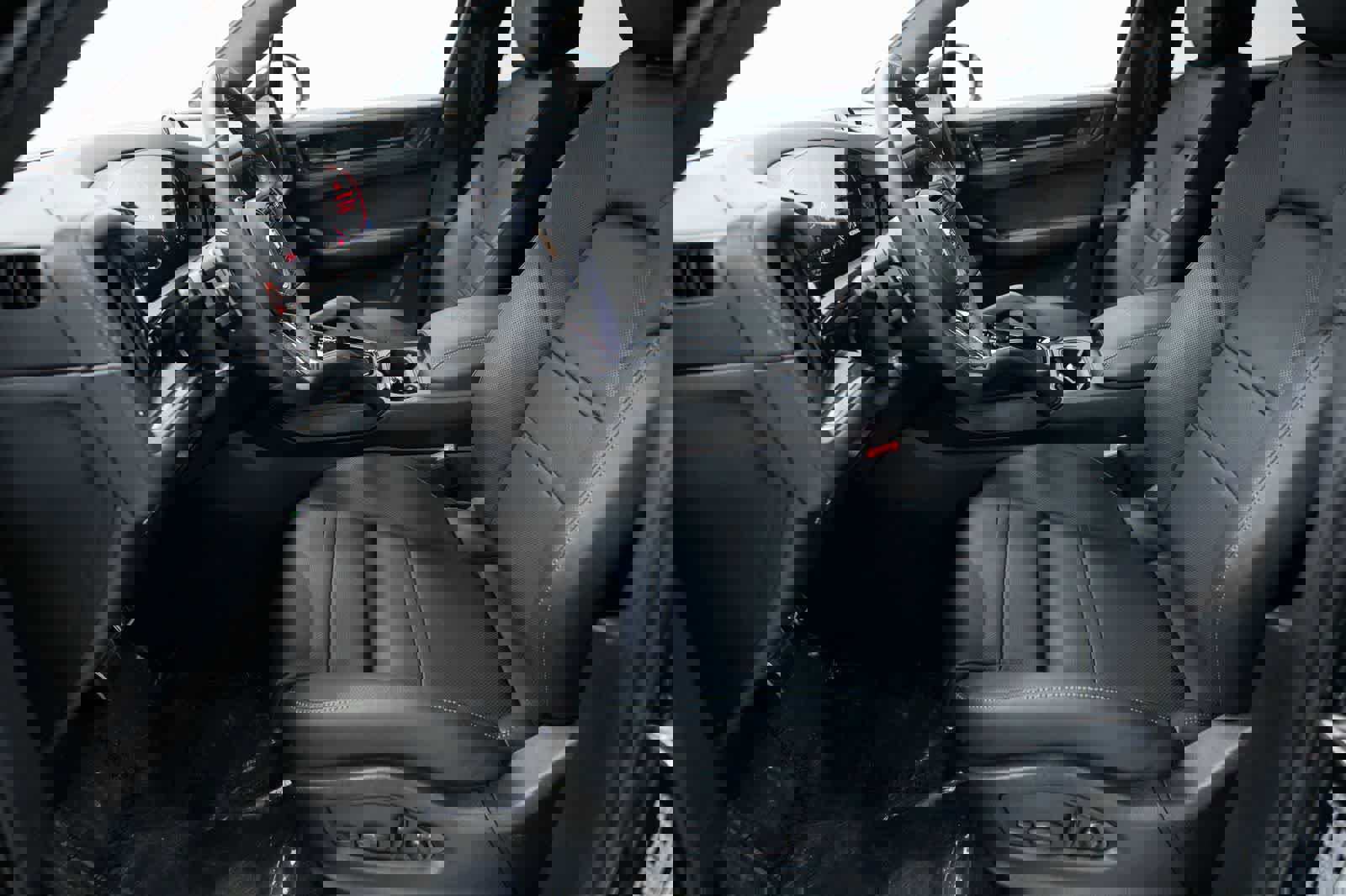 New 2025 Porsche Cayenne GTS image 23