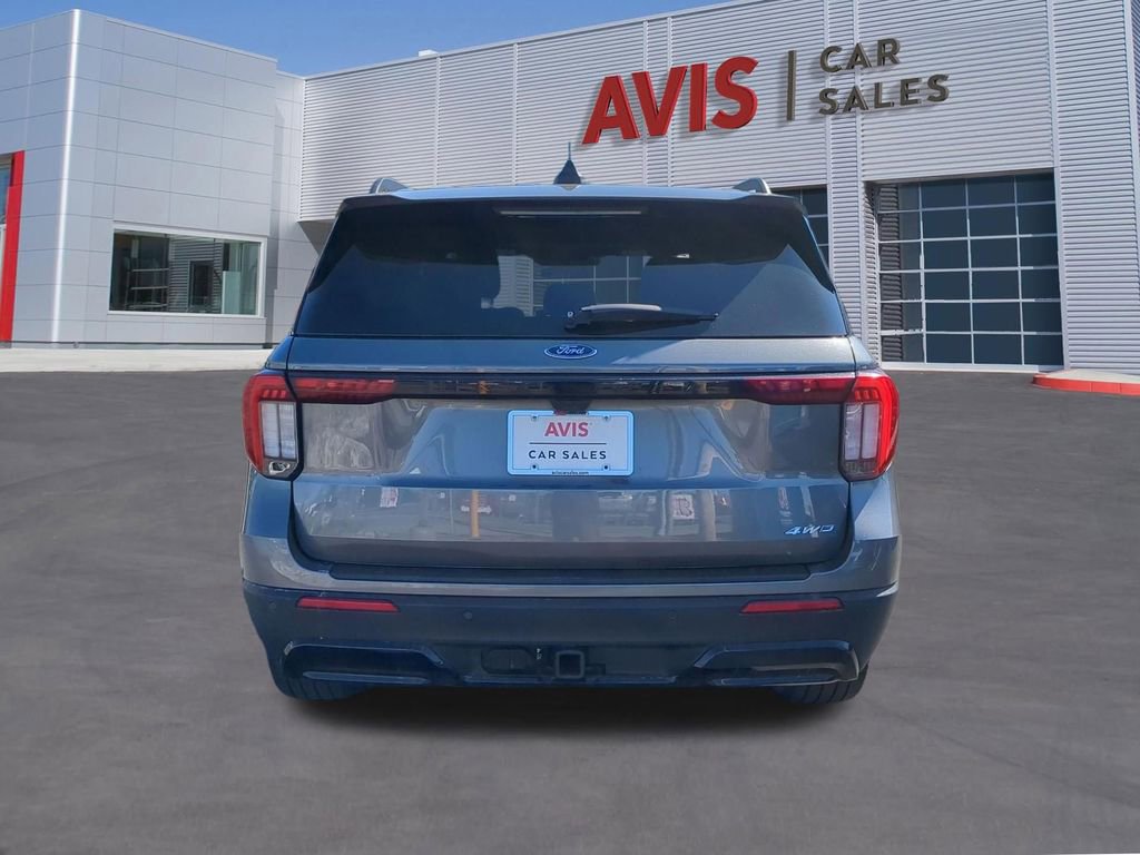 Used 2025 Ford Explorer ST-Line w/ ST-Line Street Pack image 7