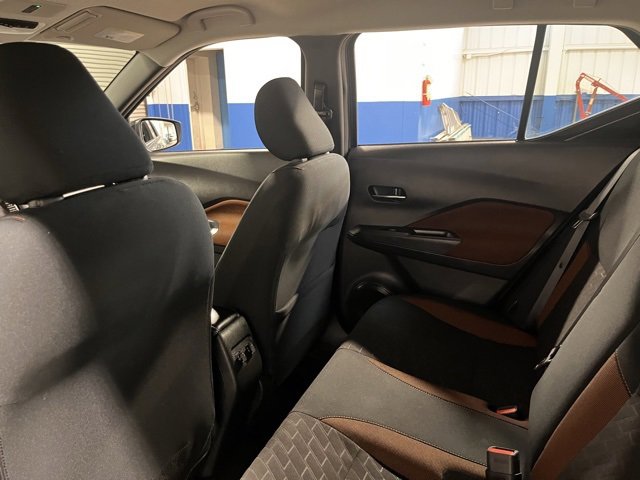 Used 2024 Nissan Kicks SR image 18