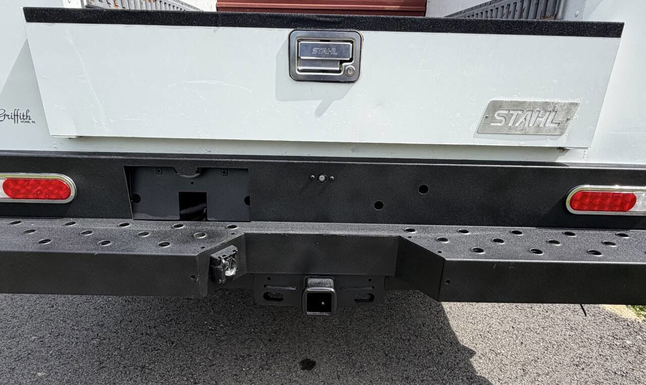 Used 2021 Ford F350 XL w/ Power Equipment Group AWD/4WD image 14