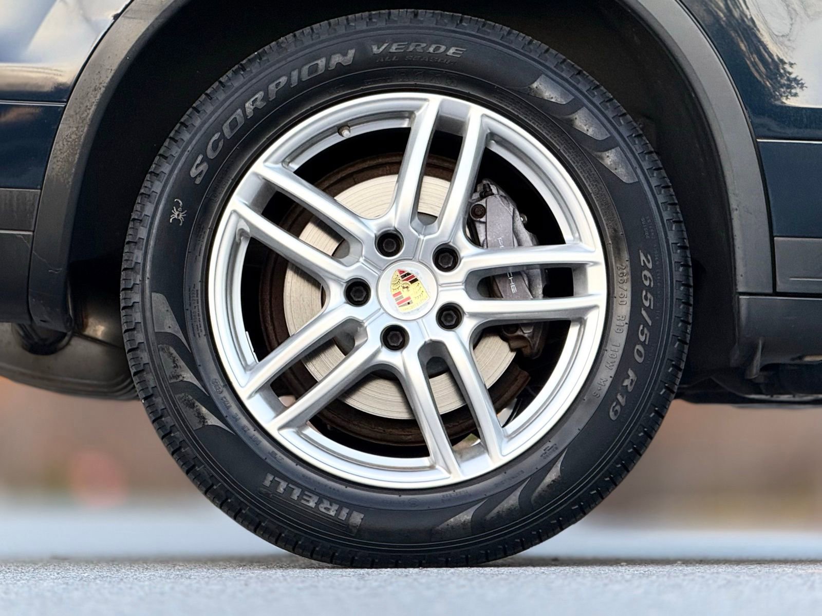 Used 2016 Porsche Cayenne image 19