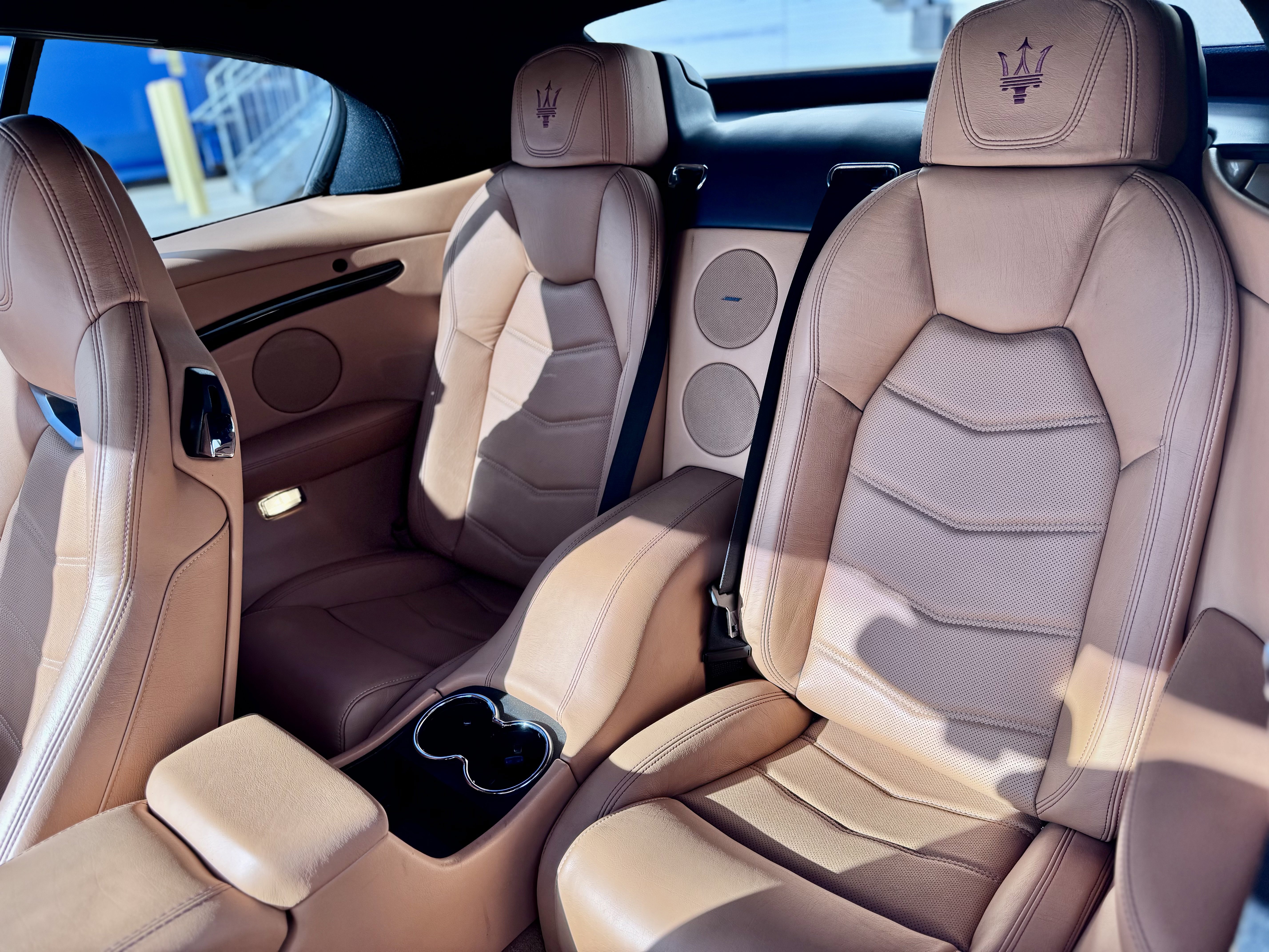 Used 2015 Maserati GranTurismo Sport image 33