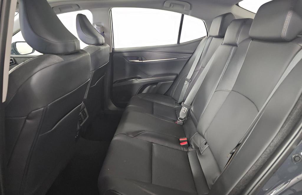 Used 2026 Toyota Camry XLE w/ Premium Package AWD/4WD image 13