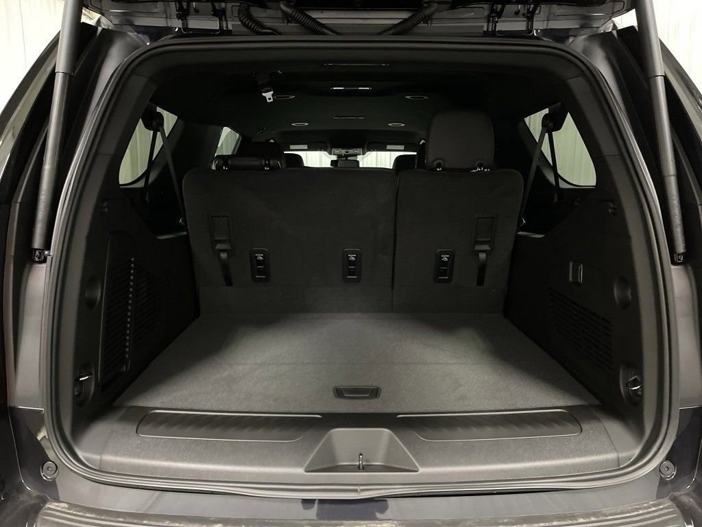 Used 2024 GMC Yukon XL SLT image 26