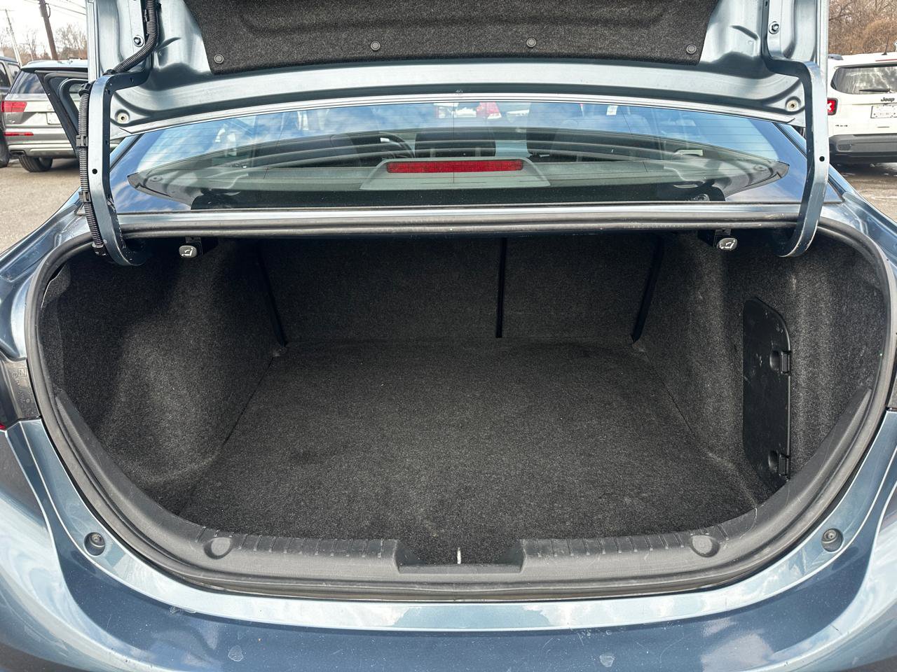 Used 2015 MAZDA MAZDA3 i Touring image 21