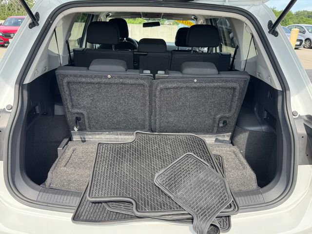 Used 2018 Volkswagen Tiguan S FWD image 12