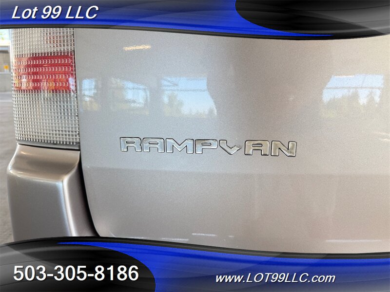 Used 2005 Scion xB FWD image 56